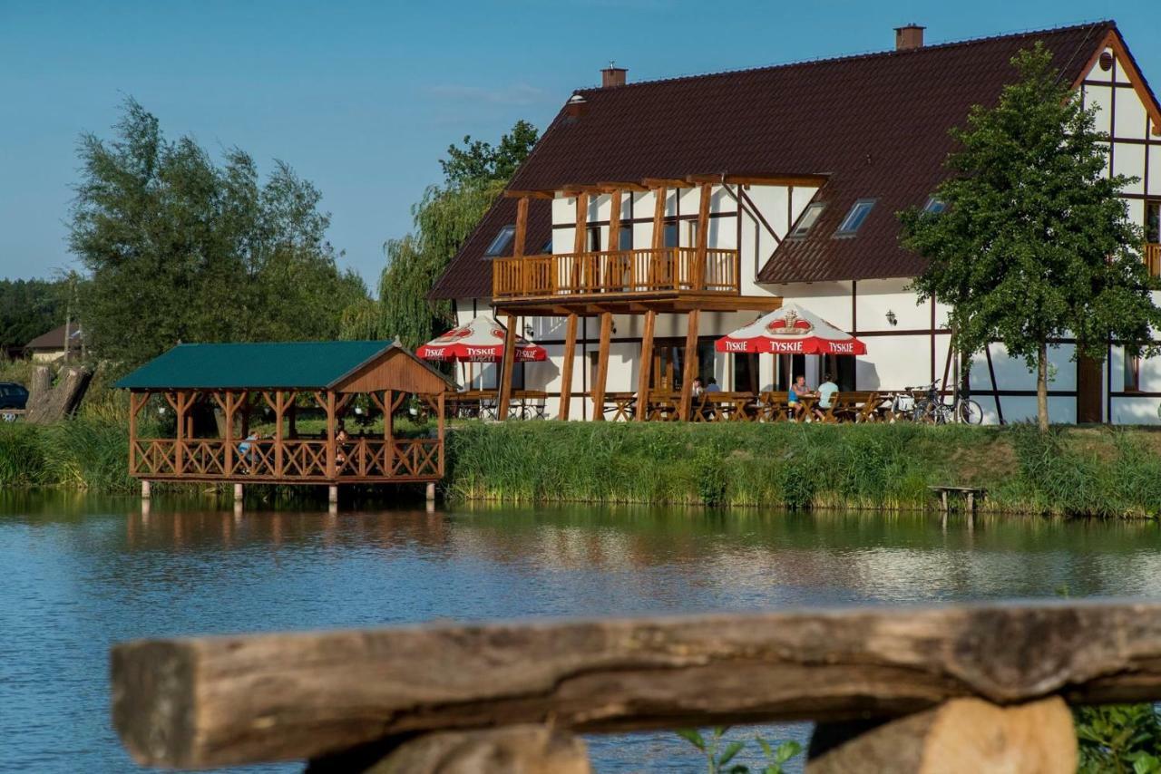 Restauracja Teo Hotel Cieszkow Bagian luar foto